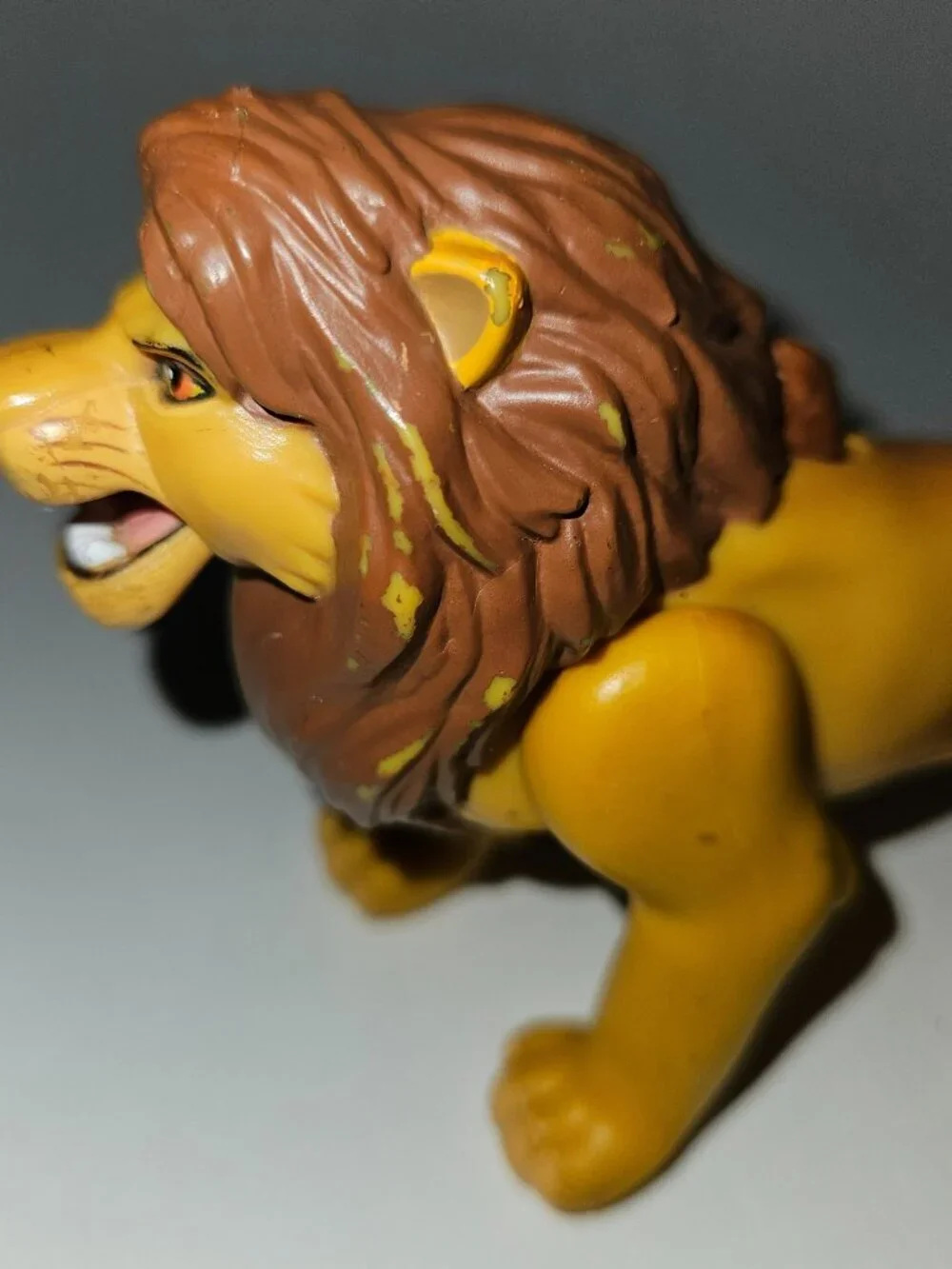 3 Disney Jointed Plastic Toy Figures Lot Lion King Guard Adult Simba Pumbaa Kion